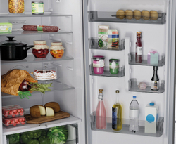 Двухкамерный холодильник Hotpoint HT 6200 S серебристый