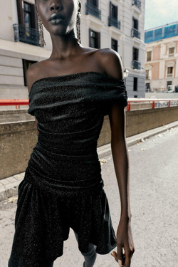 ZARA БАРХАТНОЕ МИНИ-ПЛАТЬЕ С БЛЁСТКАМИ, ЧЕРНЫЙ/ЗОЛОТОЙ