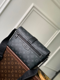 Louis Vuitton S-Cape Messenger Bag