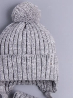 Шапка осенняя детская на завязках и снуд