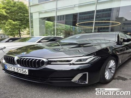 BMW 5 Series (G30) 520i Luxury (02.2022)