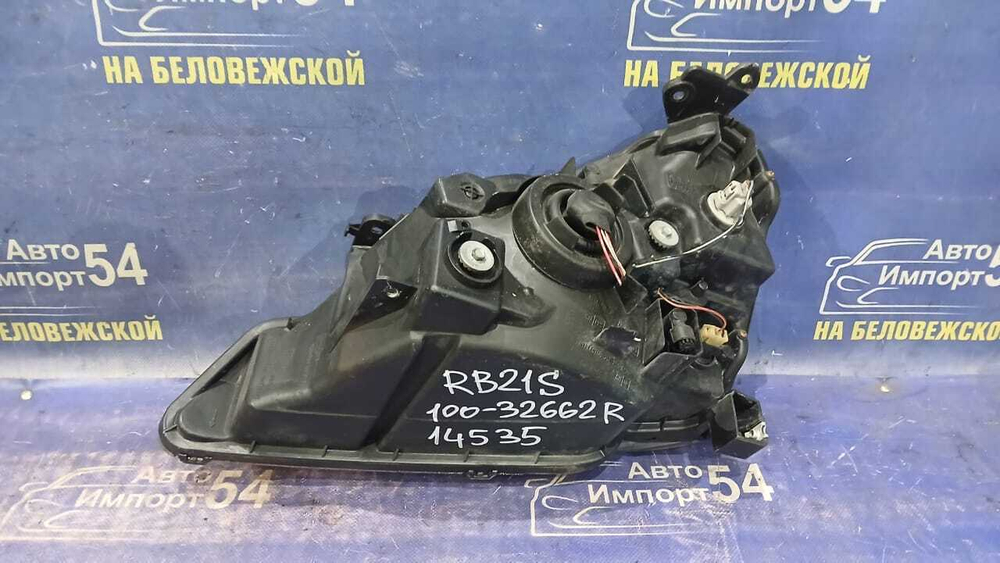 Фара передняя левая SUZUKI AERIO 2001-2003