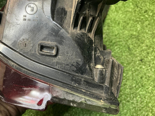 Фонарь левый внешний Skoda Rapid 2 (2020-2023)