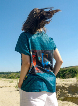 Футболка "Путешествие Жаклин", по мотивам живописи Виктора Браунера, картина "Большое путешествие Жаклин"