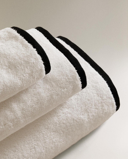 Zara Home - Банное полотенце с контрастным подолом, белый, 90х150 см