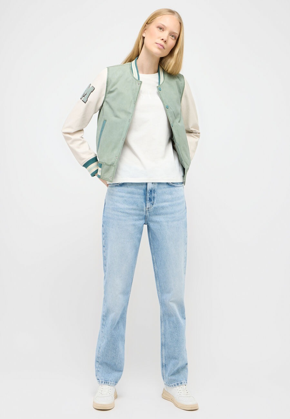 Куртка кожаная женская MUSTANG women´s leather jacket