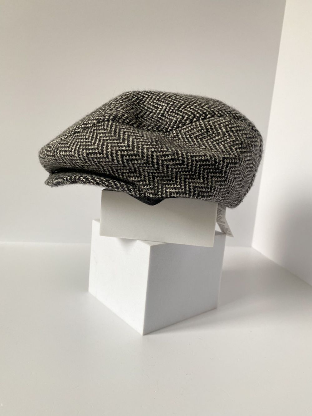 Шерстяная кепка Dolce&Gabbana, 98