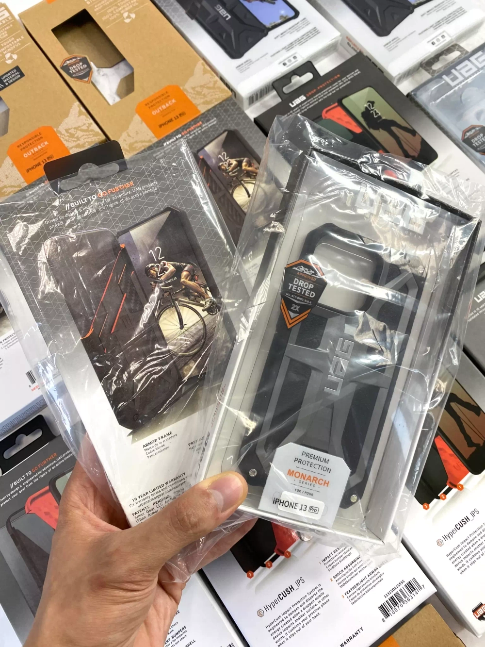 Чехол узор UAG (копия premium) в коробке. Красный