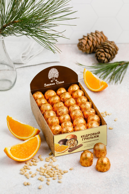 Кедровый грильяж / Апельсин и Корица / шоу-бокс/ 540 г / ТМ Сибирский кедр