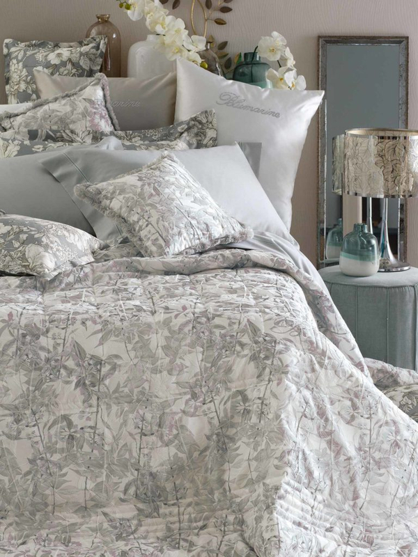 Покрывало 270x270 Blumarine Amal 16 lilla серое с лиловым