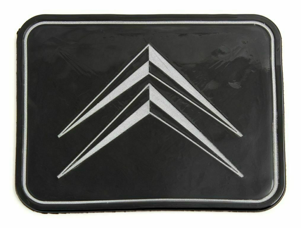 Коврик на панель BIG LOGO MAZDA 14*18см KING BIG LOGO
