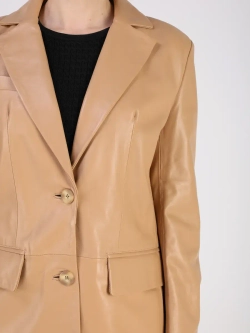 Кожаная куртка демисезонная блейзер