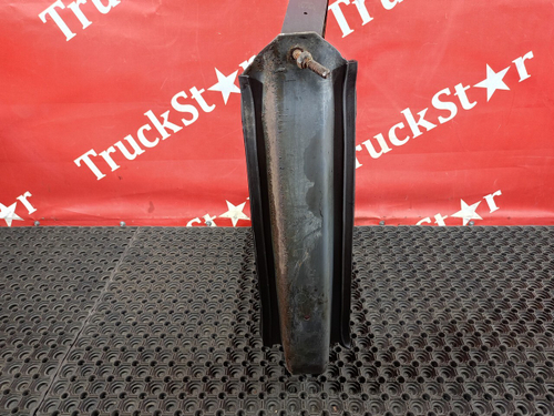 Кронштейн топливного бака 2019 г.