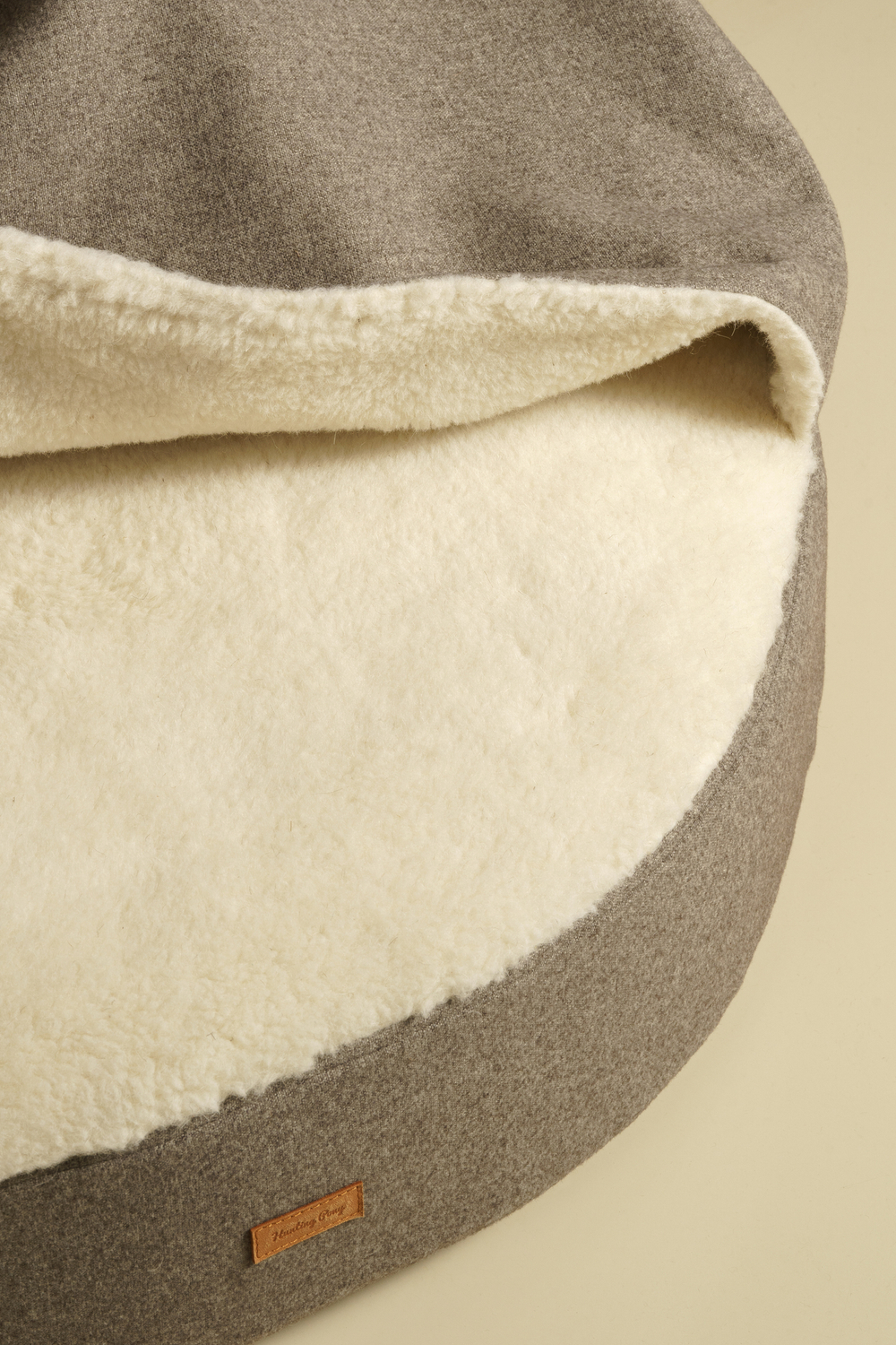 Лежанка "Пони-норка" 2.0 коричневый