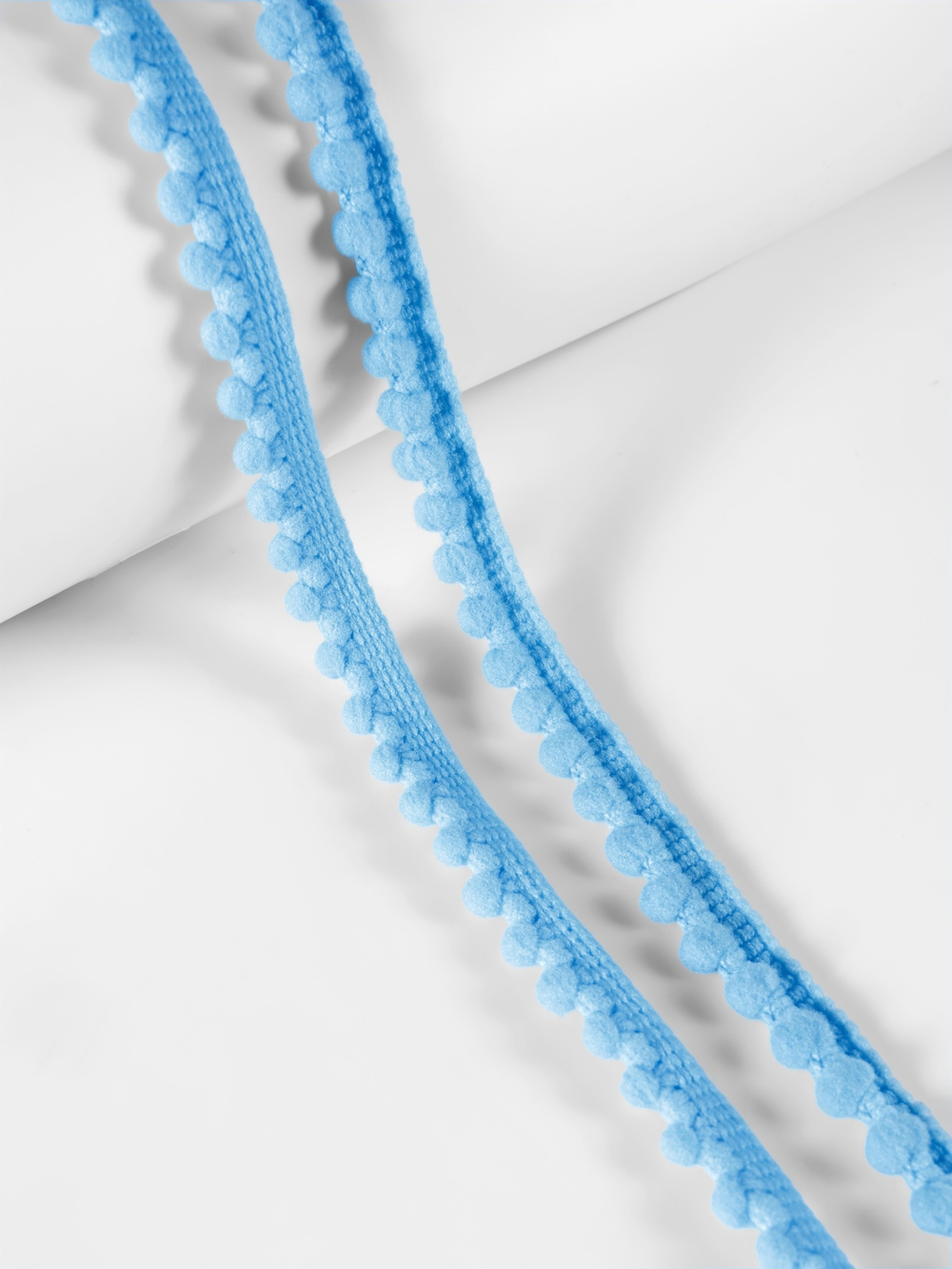 Тесьма декоративная с помпонами, 12 мм, цвет голубой