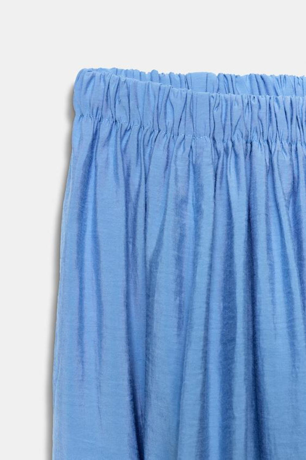 ZARA ОБЪЕМНЫЕ СТРУЯЩИЕСЯ БРЮКИ, СИНИЙ