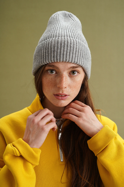 Шапка из кашемира с мериносом светло-серого цвета