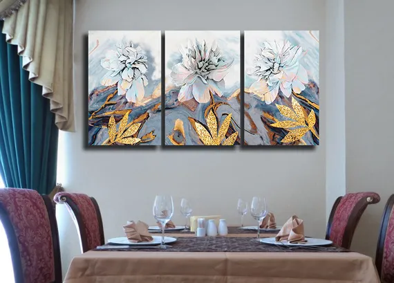 Модульная картина "Живописный цветок"