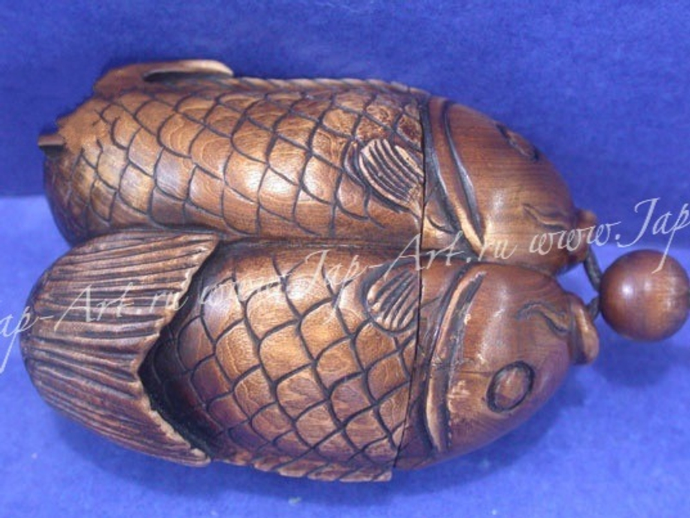 Инро Два карпа