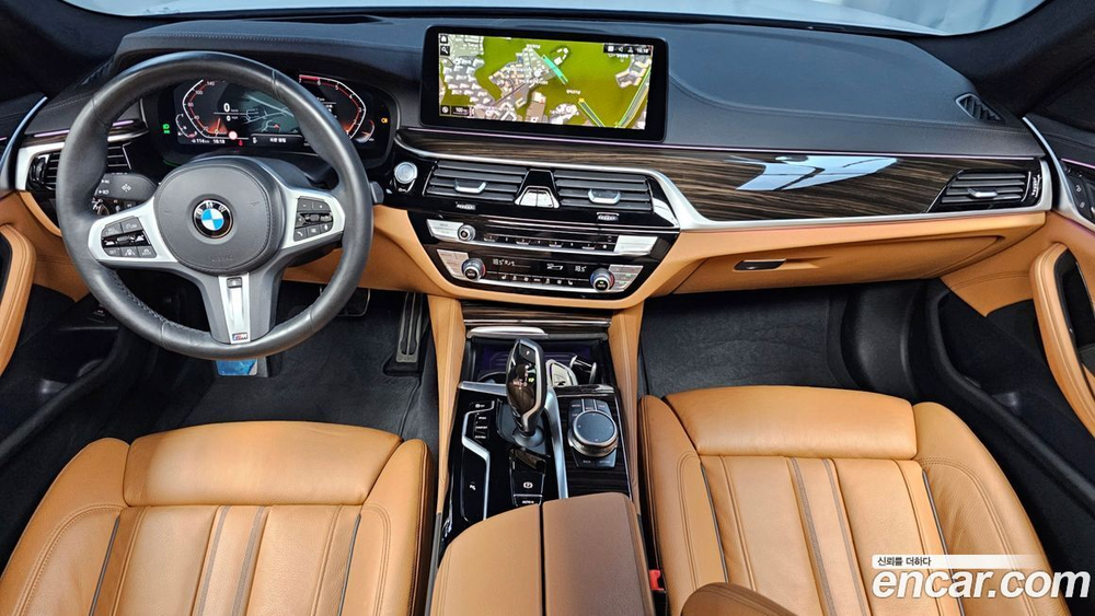 BMW 5 Series (G30) 520i M Sports (01.2022)