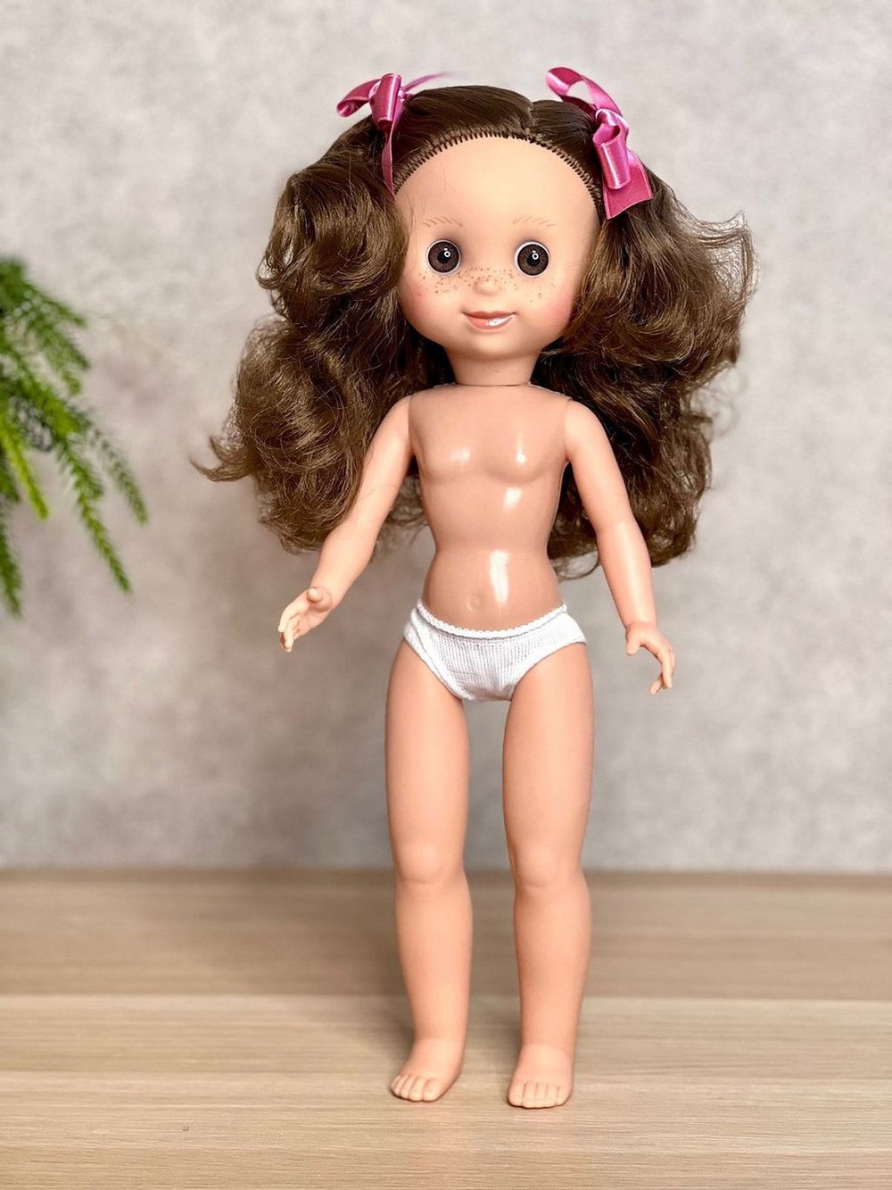 Кукла Berbesa виниловая 40см LINDA (4751K)