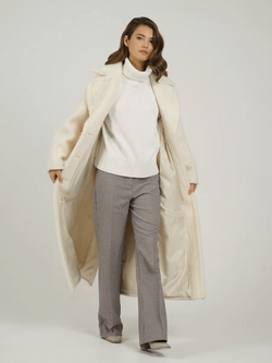 Шуба чебурашка женская из овечьей шерсти тедди, жемчужная, SilverFox