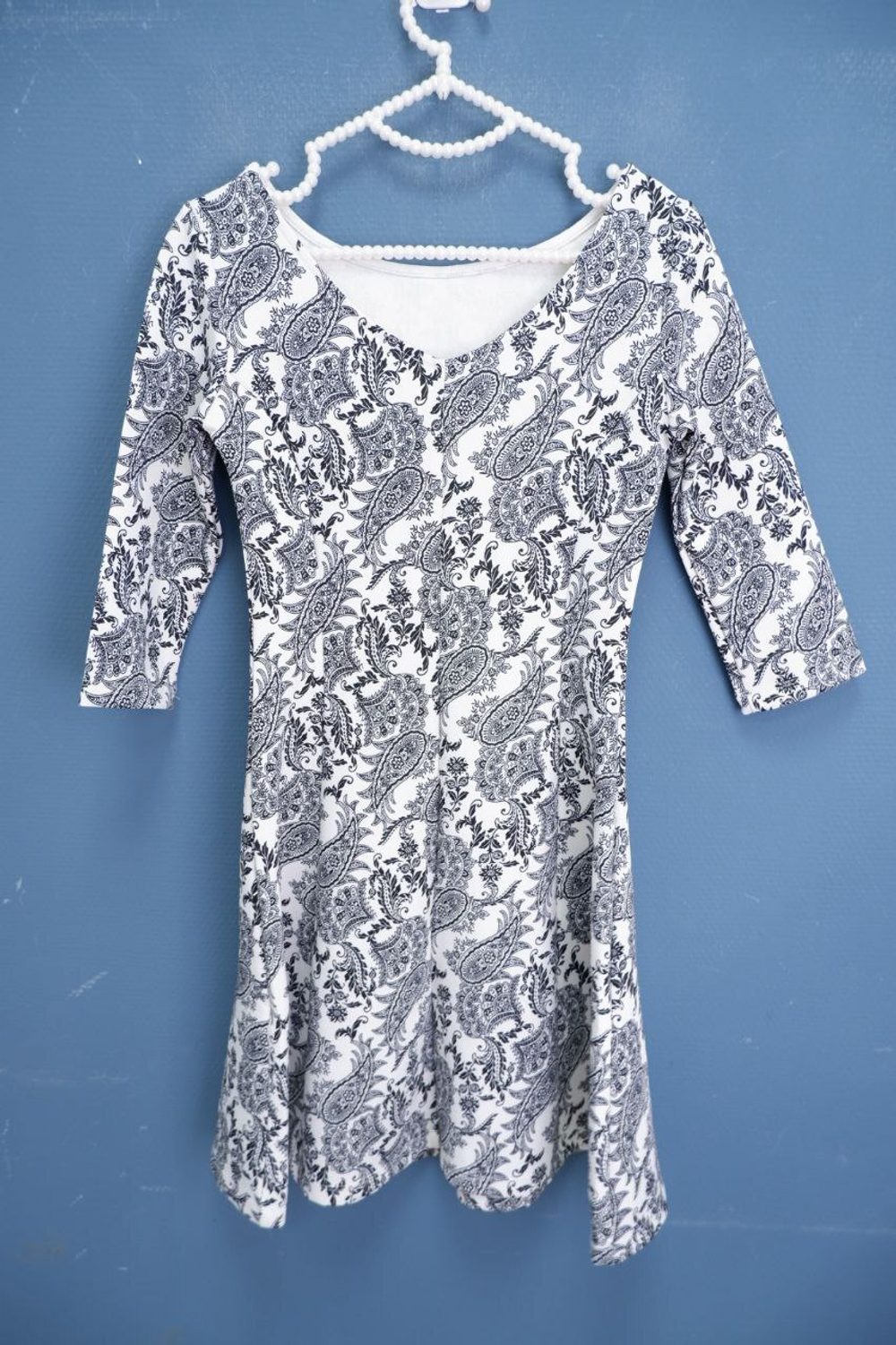 Платье Oodji лаконичное 44 размер