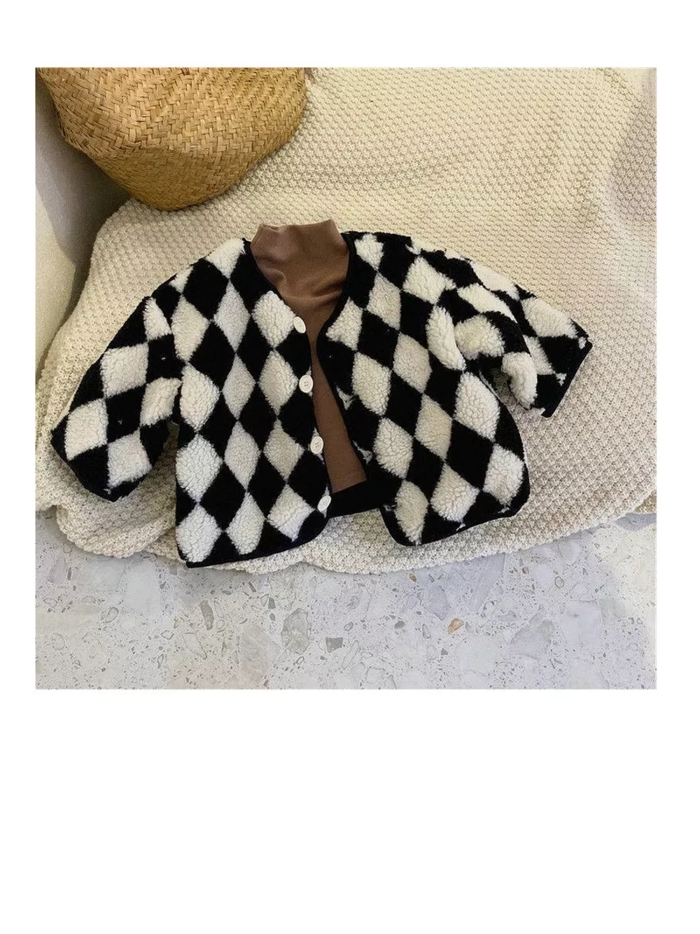 Пальто плюшевое демисезонное