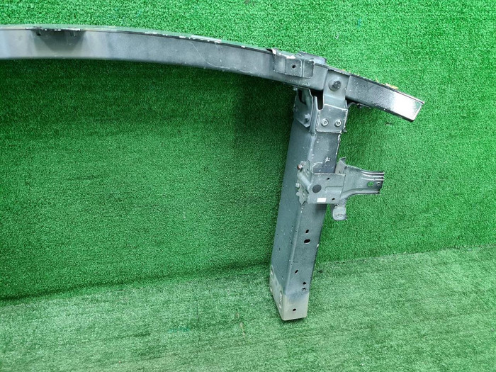 Усилитель передний Zeekr 009 (2022-н.в.)