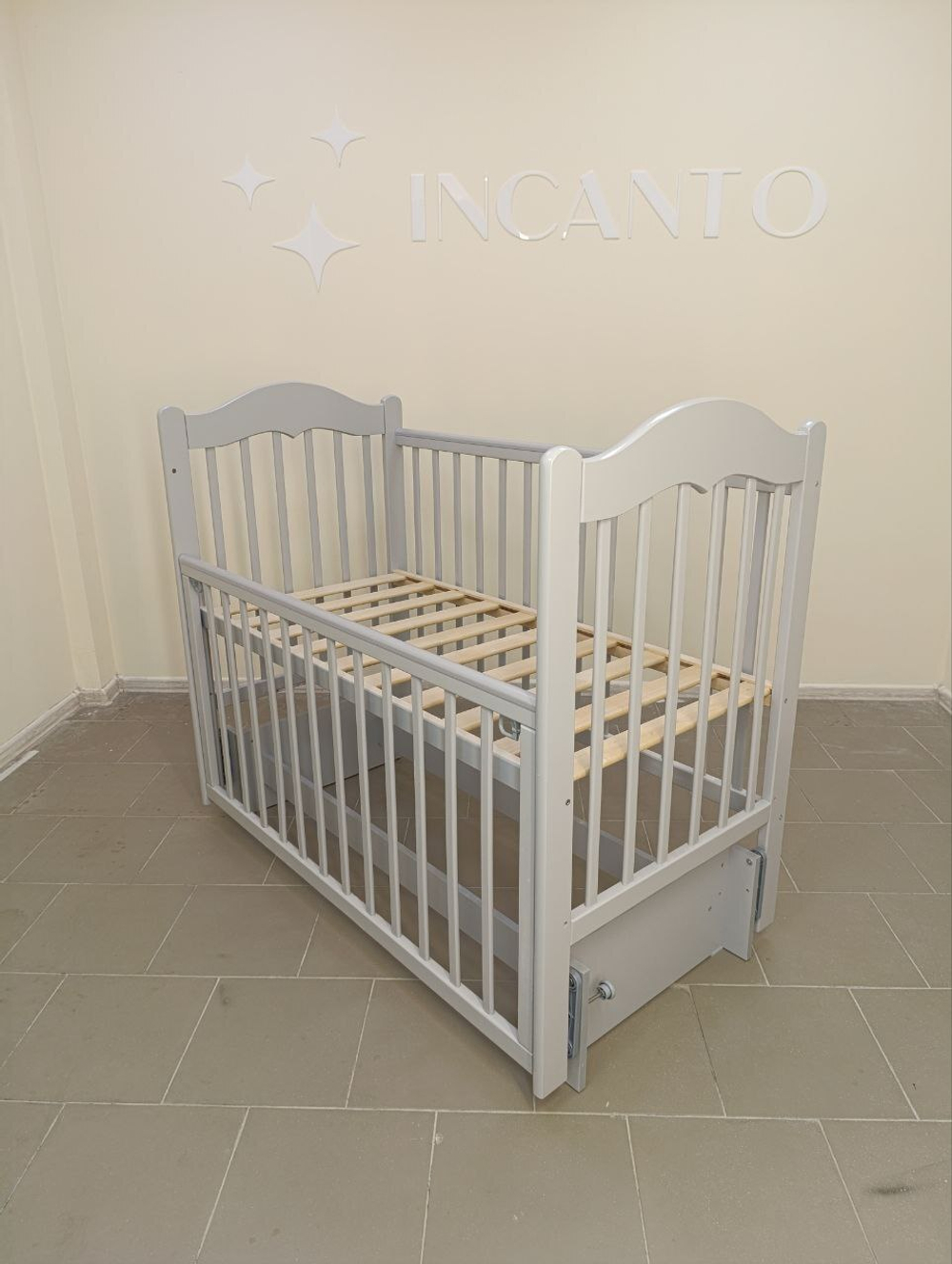 Кроватка Incanto SOFI NEW м/универсальный а/стенка, цвет серый