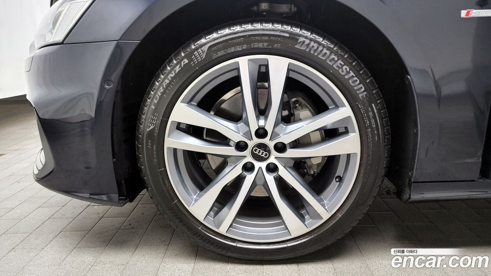 Audi A6 (C8) 45 TFSI Quattro Premium (04.2022)