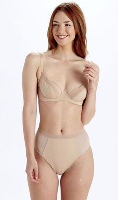 Элегантный тончайший бюстгальтер с чашками на косточках (Размер: 36D) (Цвет: бежевый)