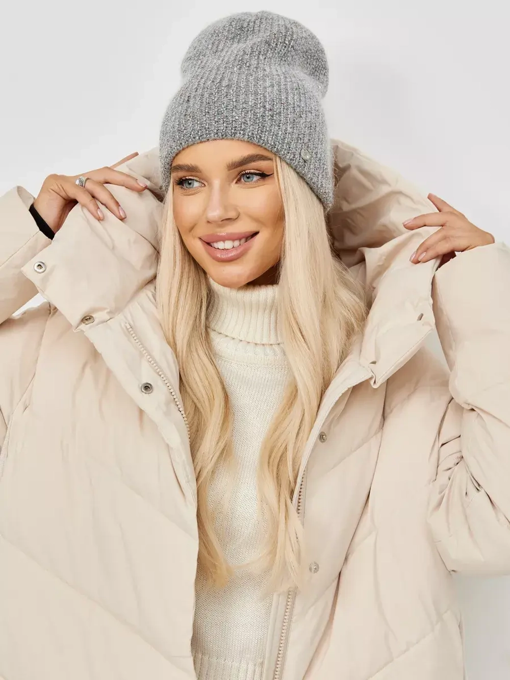 Шапка бини вязаная двойная без отворота