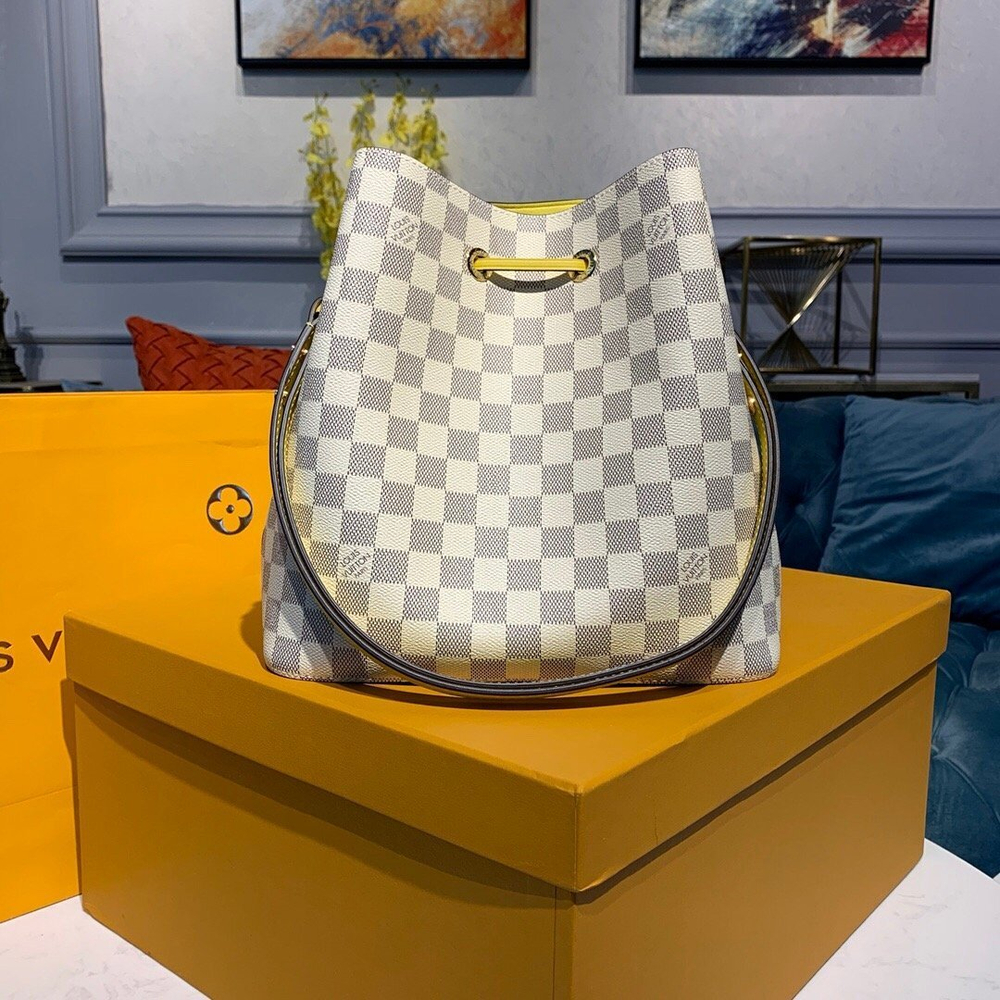 Louis Vuitton NeoNoe MM