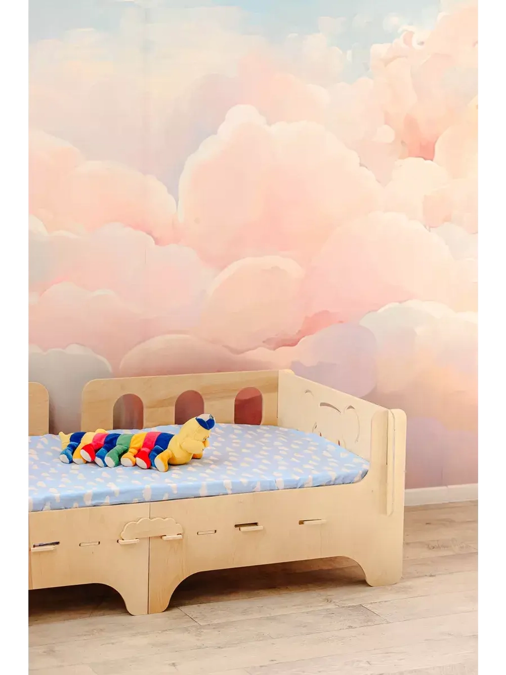 Кровать детская с бортиком 160x70