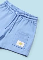 футболка с шортами