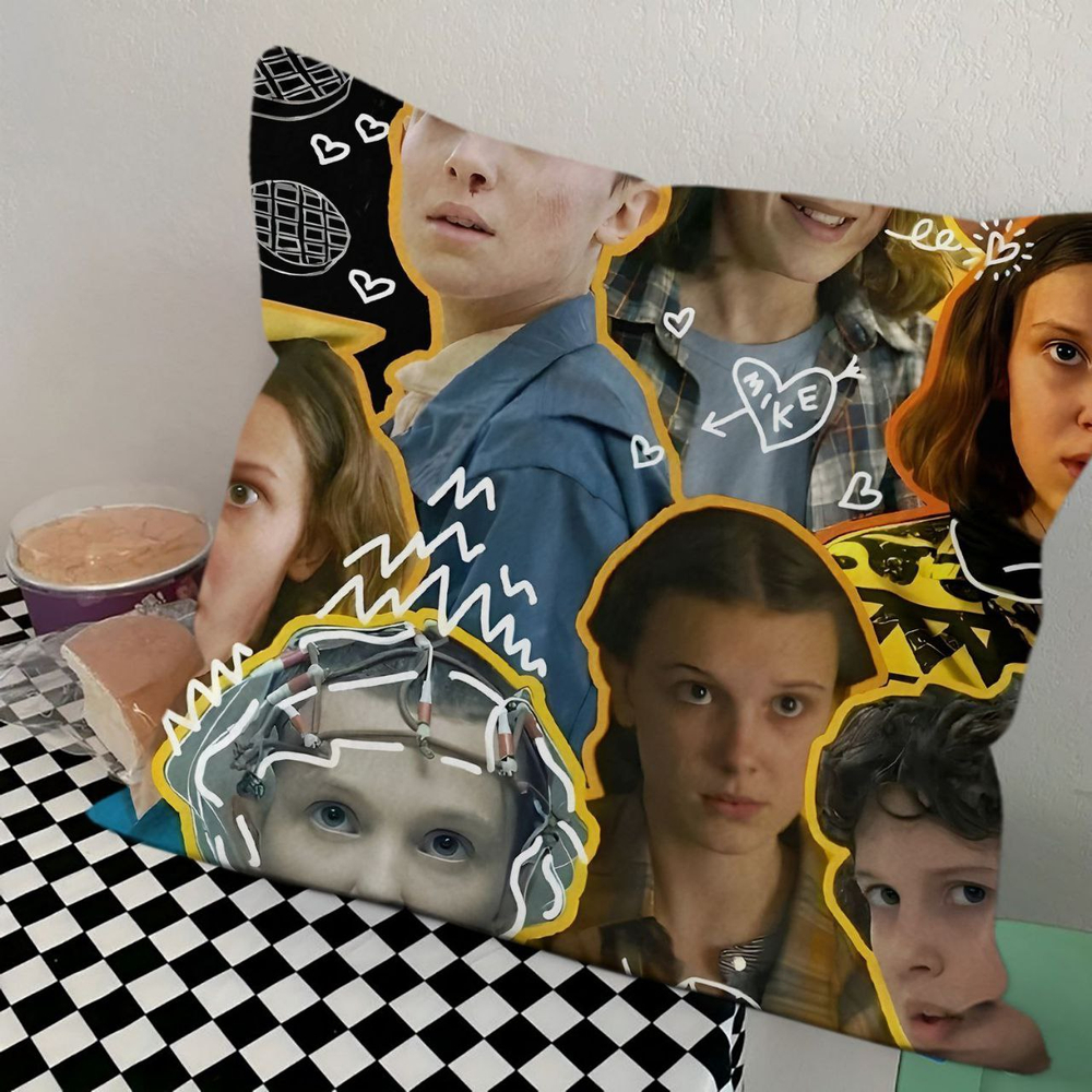 Декоративная подушка «Очень странные дела» (Stranger Things)