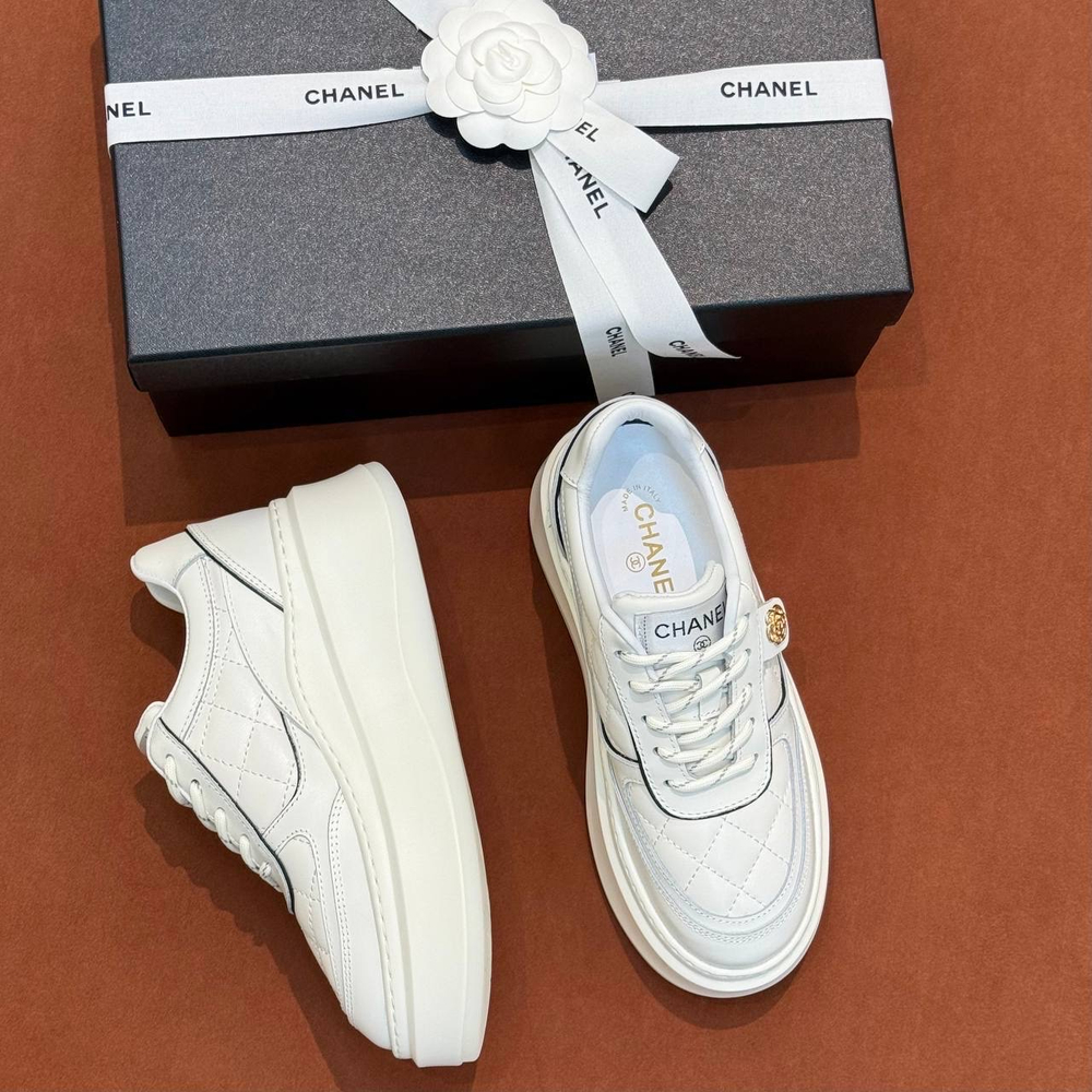 Кроссовки Chanel