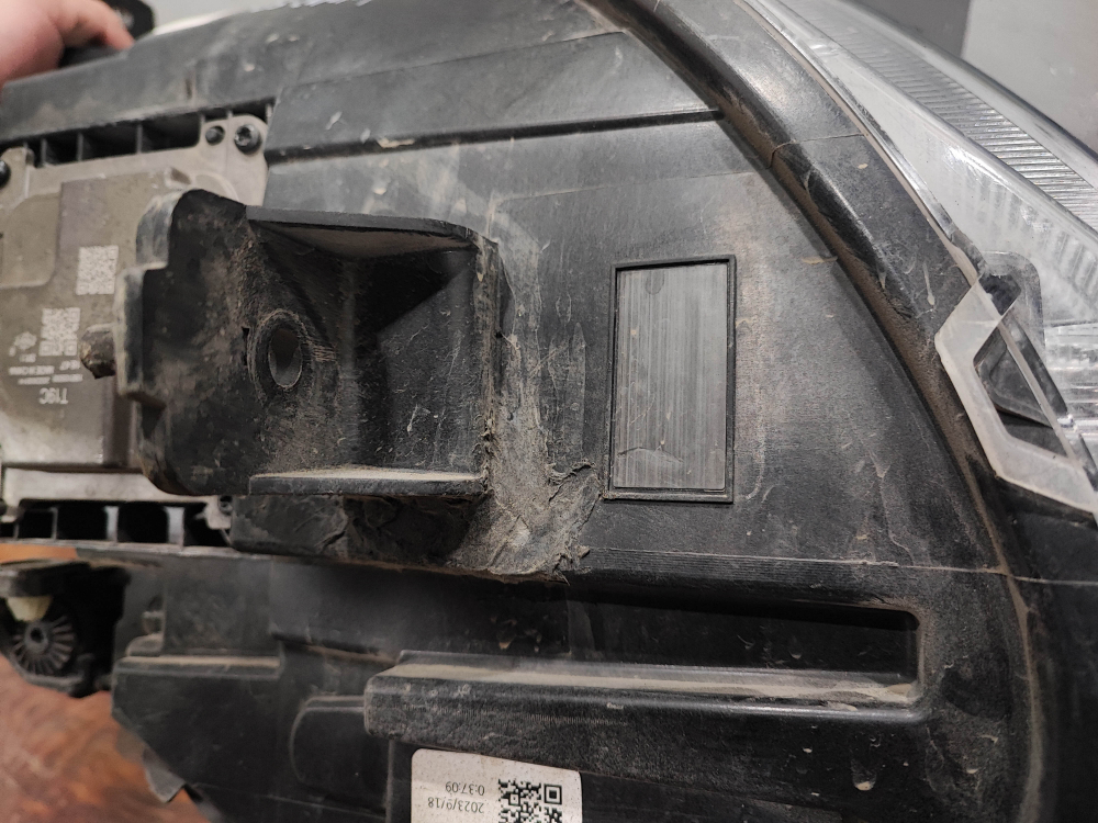 Фара левая LED Omoda C5 22-нв Б/У Оригинал 605000530AA