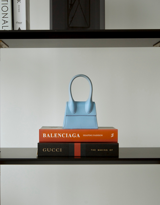 Скульптура фарфоровая Сумочка