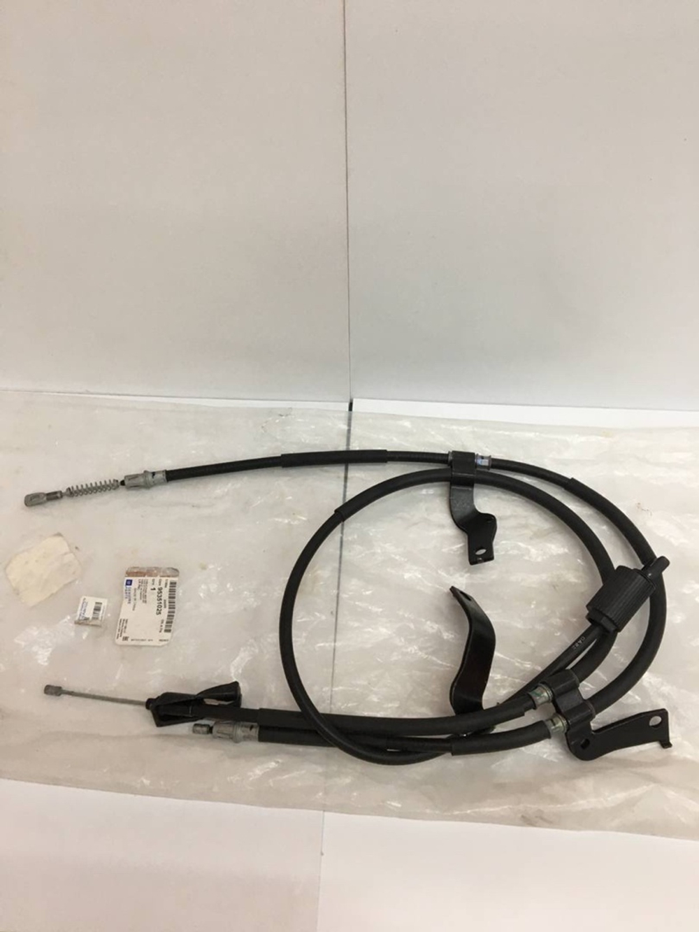 Tpoc cтoянoчнoгo тopмoзa лeвый ОРИГИНАЛ General Motors 95351025, Antara, CAPTIVA