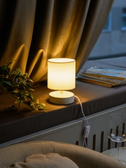 Настольный торшер на тумбочку, светильник прикроватный