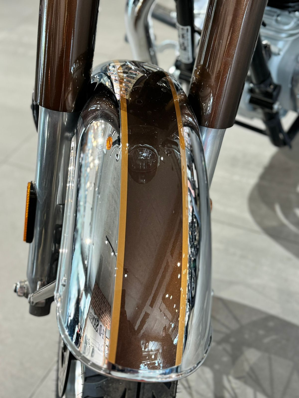 Royal Enfield Classic 350 Chrome Bronze