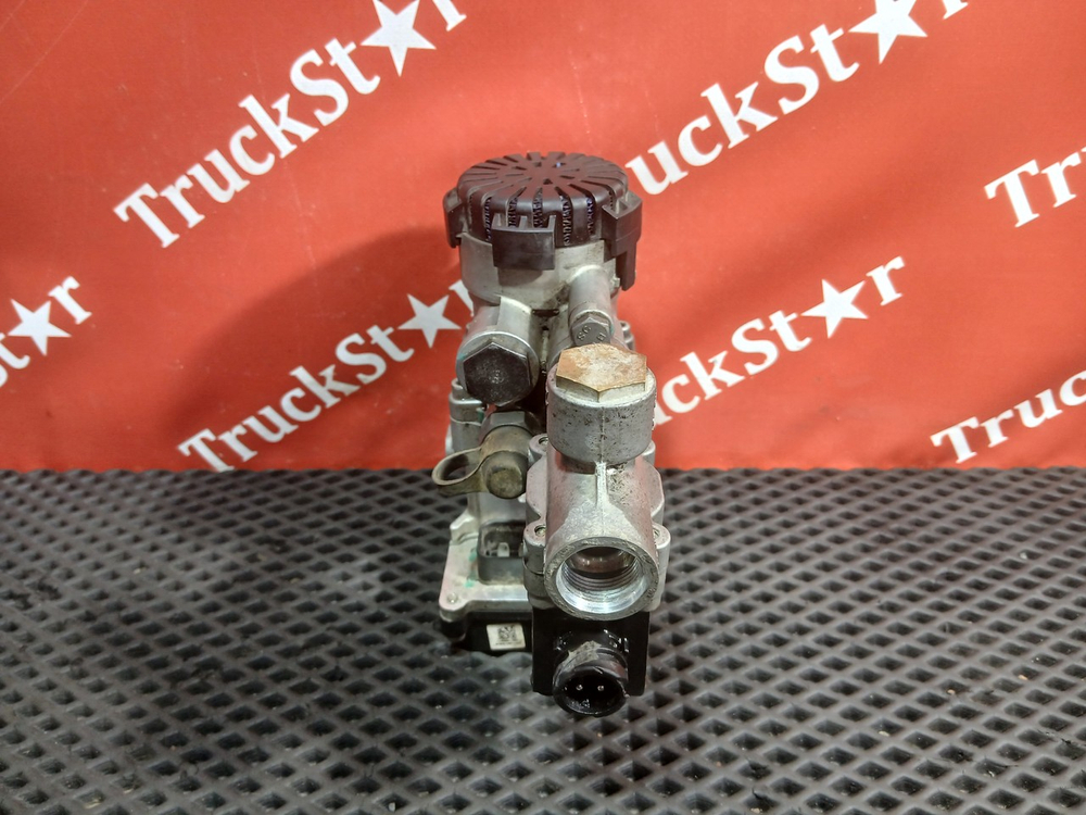 Модулятор стояночного тормоза 2023г