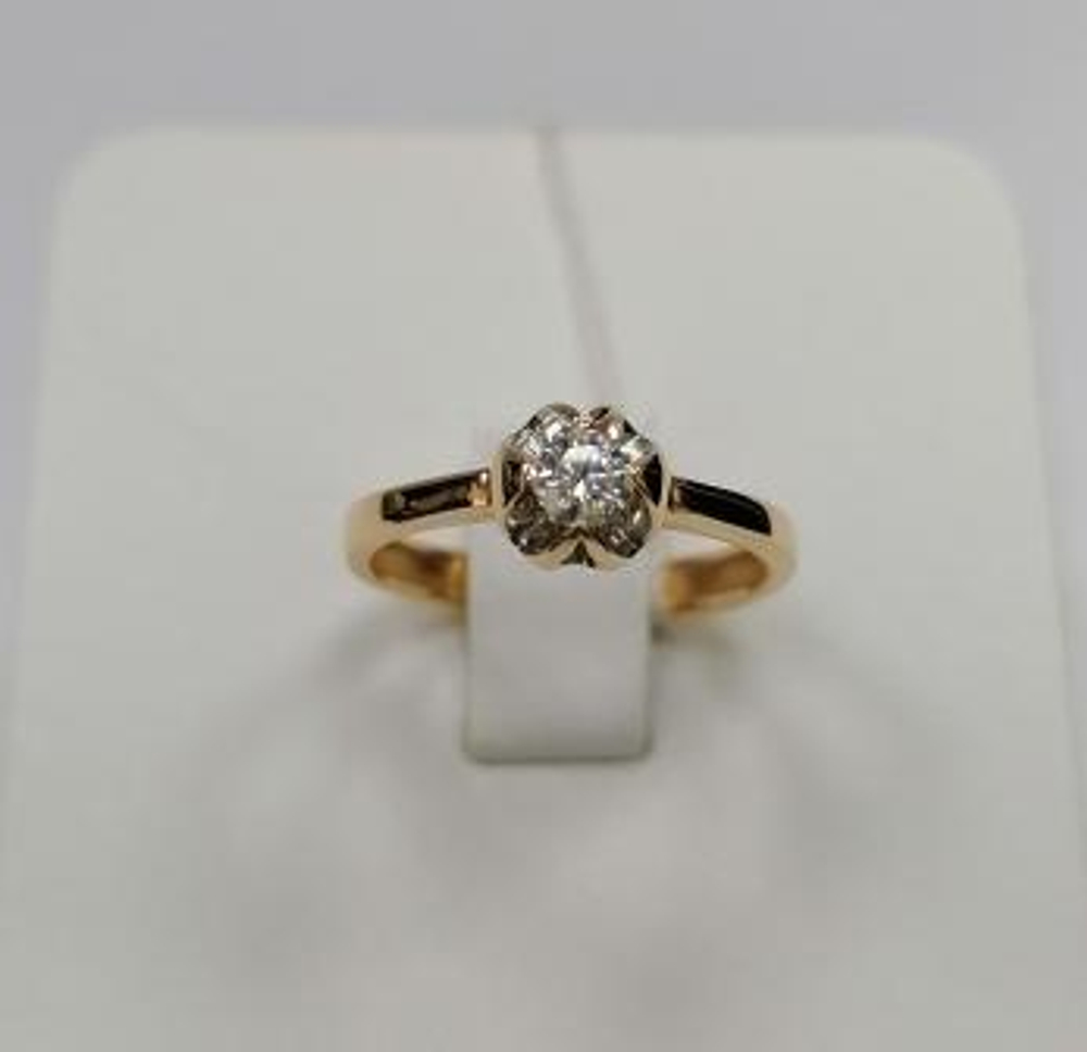 Кольцо из золота с бриллиантами