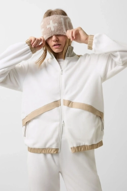 Толстовка BOGNER FIRE+ICE LIVA в молочном цвете