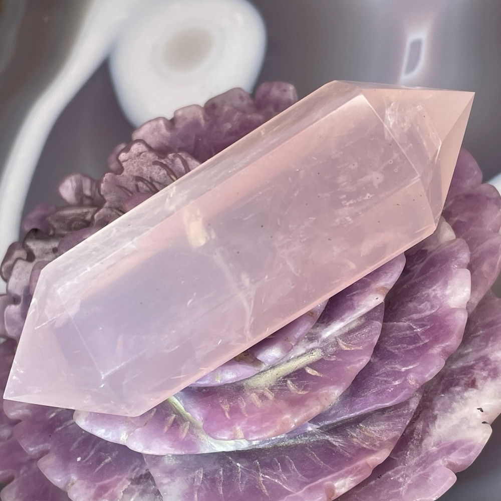 39608 Розовый кварц Кристалл двухконечный 81мм