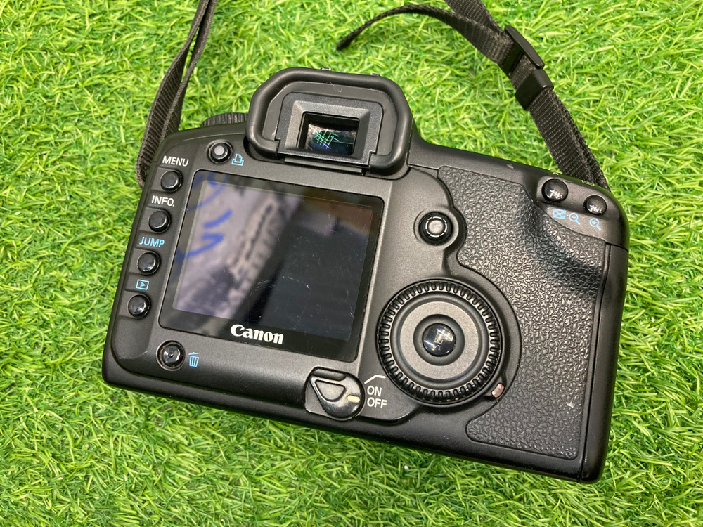 Canon EOS 5D