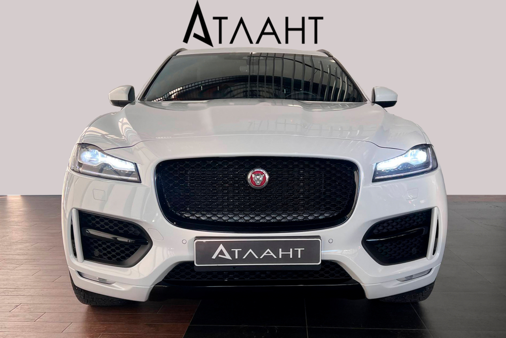 Jaguar F-Pace, 2020 год