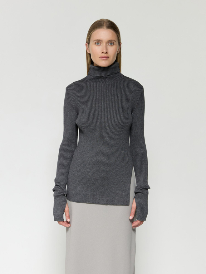 Водолазка с разрезом их хлопка